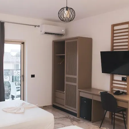 Ruko Boutique Deluxe Hotel 4*